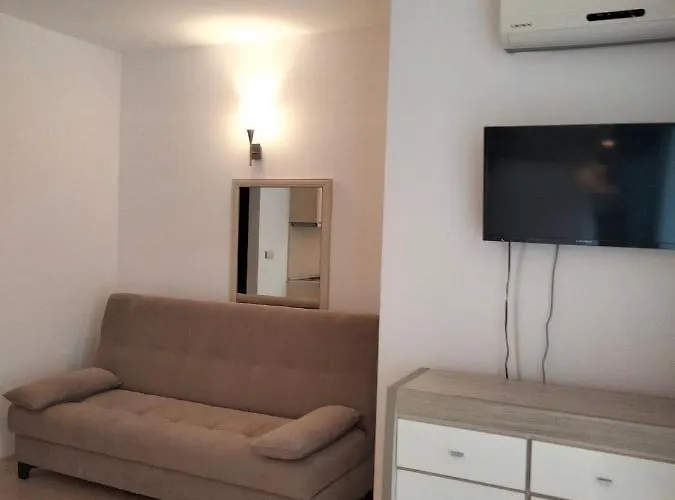 Apartament Avalon *